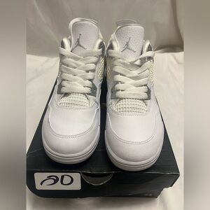 Jordan 4 Retro